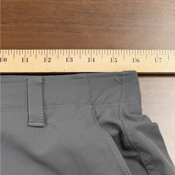 Under Armour Men's Dri-Fit Shorts Loose Golf Flat Front Gray Size 34 - Picture 11 of 13